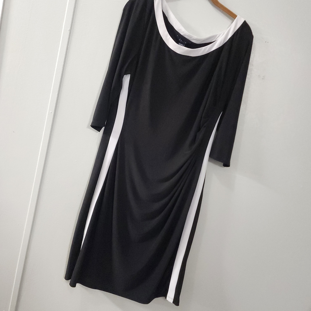 Chaps Black and White Long Sleeve Dress